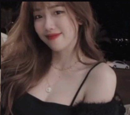 Le Bich Van ได้เปิดตัวภาพยนตร์ยอดนิยมของ 18+